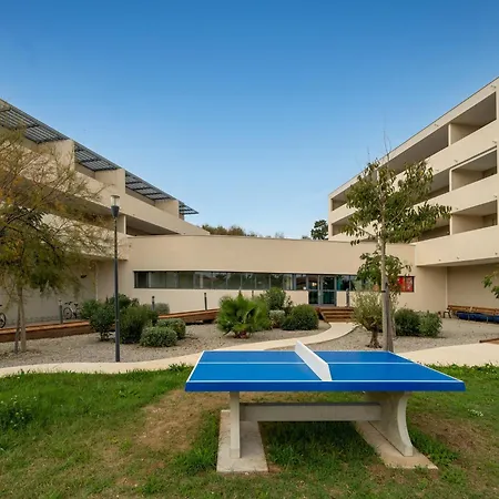 Villa In Serignan, For Groups